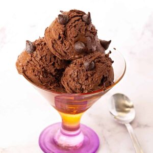 Chocolate ice cream (1kg)
